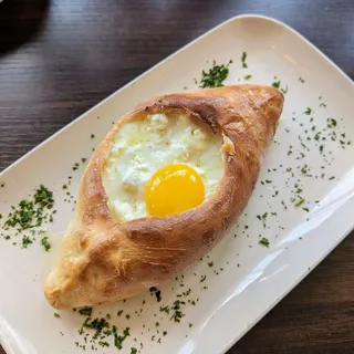 Adjaruli Khachapuri