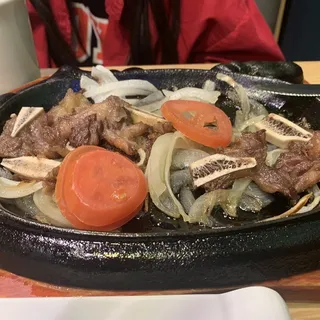 82. Sizzling Short Rib Platter