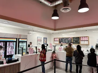 Sorry Not Sorry Creamery - Inspirada 