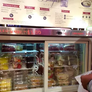 Delightfully tasty little kiosk in the middle of town square shopping center