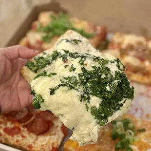 White with Rabe Slice.