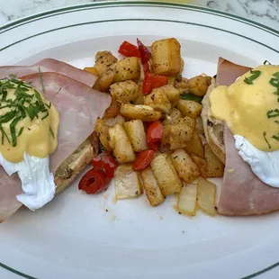 Eggs Benedict