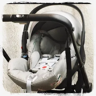 Cloud q infant car seat