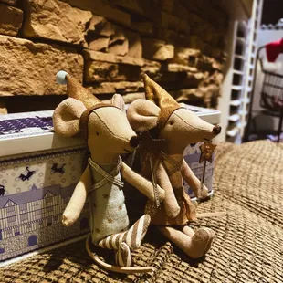 Little mice, big dreamers