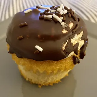 Boston Creme Cupcake