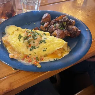 My favorite.  Seafood omelette.  Crawfish, shrimp and crab that was a pleasure through every bite.