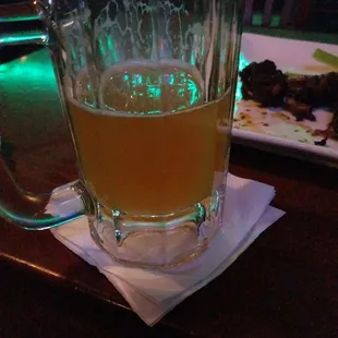 Blue moon 2.50 during happy hour