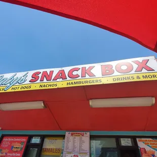 the outside of the restaurant