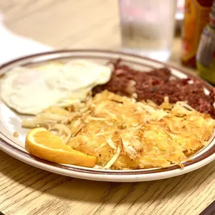 Lola Cora's Corned Beef Hash and Eggs*