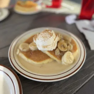 Banana foster pancakes