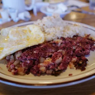 Lola Cora's Corned Beef Hash and Eggs with garlic rice