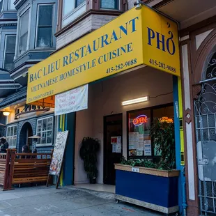 the entrance to the restaurant