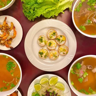 P3. Pho with Rare Beef and Brisket
