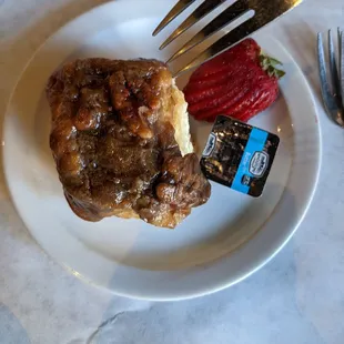 Caramel pecan roll