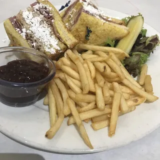 Monte Cristo Sandwich
