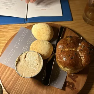 Bread Service