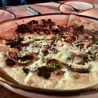 Smoked Mushroom Pizza