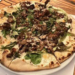 Smoked Mushroom Pizza