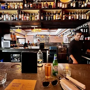 Double side bar with outstanding service.