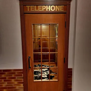 Telephone Booth/Room