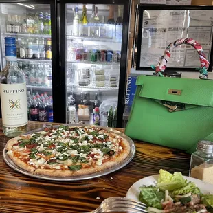 Fantastic spinach &amp; goat cheese pizza  &amp; Bacci salad
