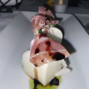 Prosciutto &amp; Mozzarella