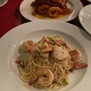 Jumbo Shrimp Scampi