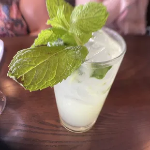 Mint mojito mocktail