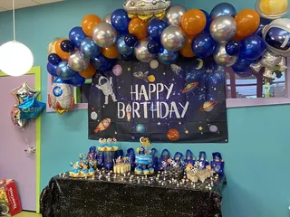 Romp n' Roll Mountain Island