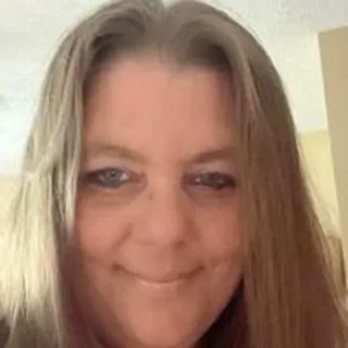 Kelli G.