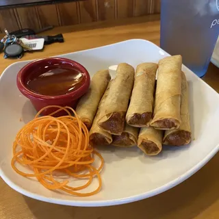 Lola Lumpia Shanghai