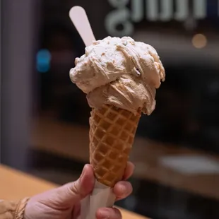 Peanut Butter and Crema Torino on a waffle cone. 5/5