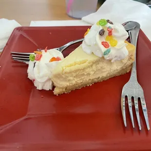 Fruity Pebbles cheesecake