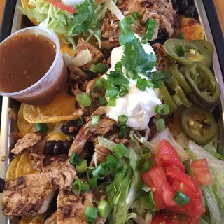 Jerk Chicken Nachos