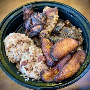 Jerk Chicken &amp; Beef Oxtails Combo