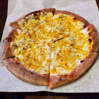 Full Moon Pizza