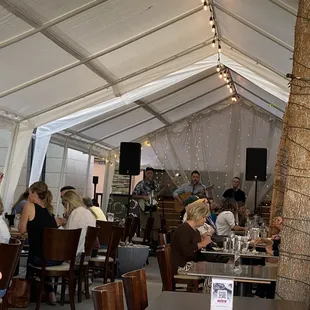 Live music at 6 pm on some nights.
