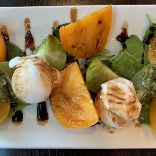 Heirloom Tomatoes & Mozarella Caprese