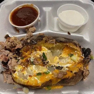 Large Baker with Meat - Pulled Pork