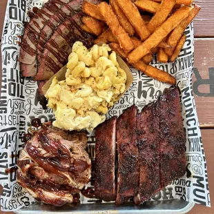 ribs, macaroni, and sweet potato