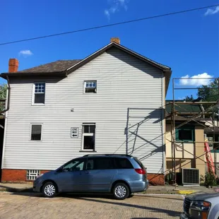 ramen and noodles, outside