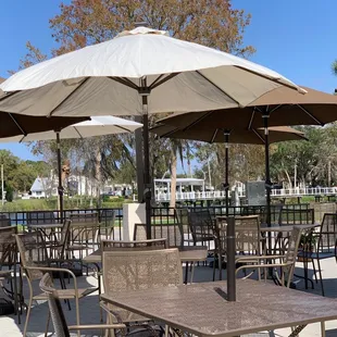 More outdoor seating view of lake