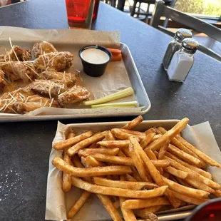 Wings with side of seasoned fries