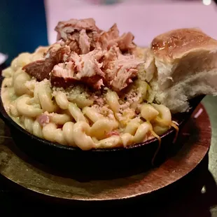 Sriracha Mac &amp; Cheese  with salmon