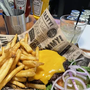 Bunless burger option. Delish!