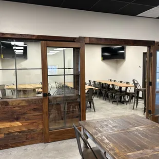 Big Room For Families and Friends!