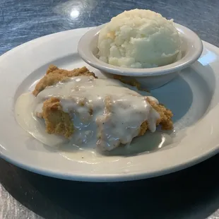 Light Eaters Chicken Fried Steak