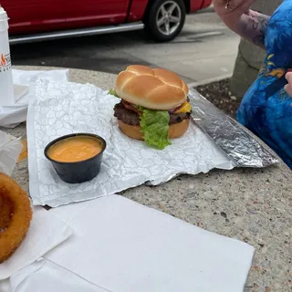 Back Yard Classic Burger