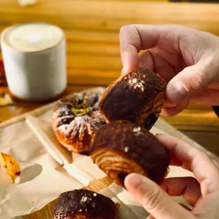 Beautiful morning at this cute yard. My favorite "little dudes"