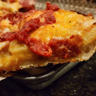 Side view of a Detroit Classic slice